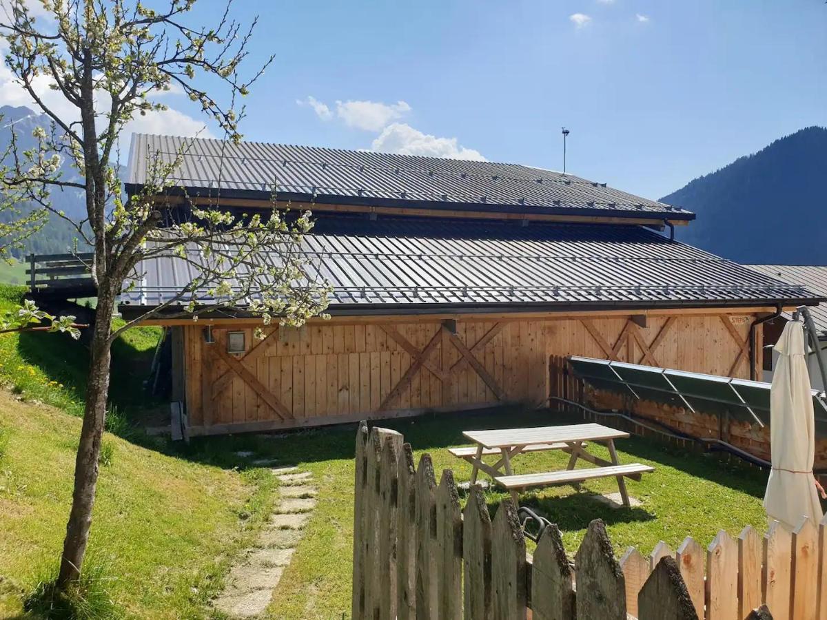 App. Monte Pore - Agriturismo La Majon Колле-Санта-Лучія Екстер'єр фото